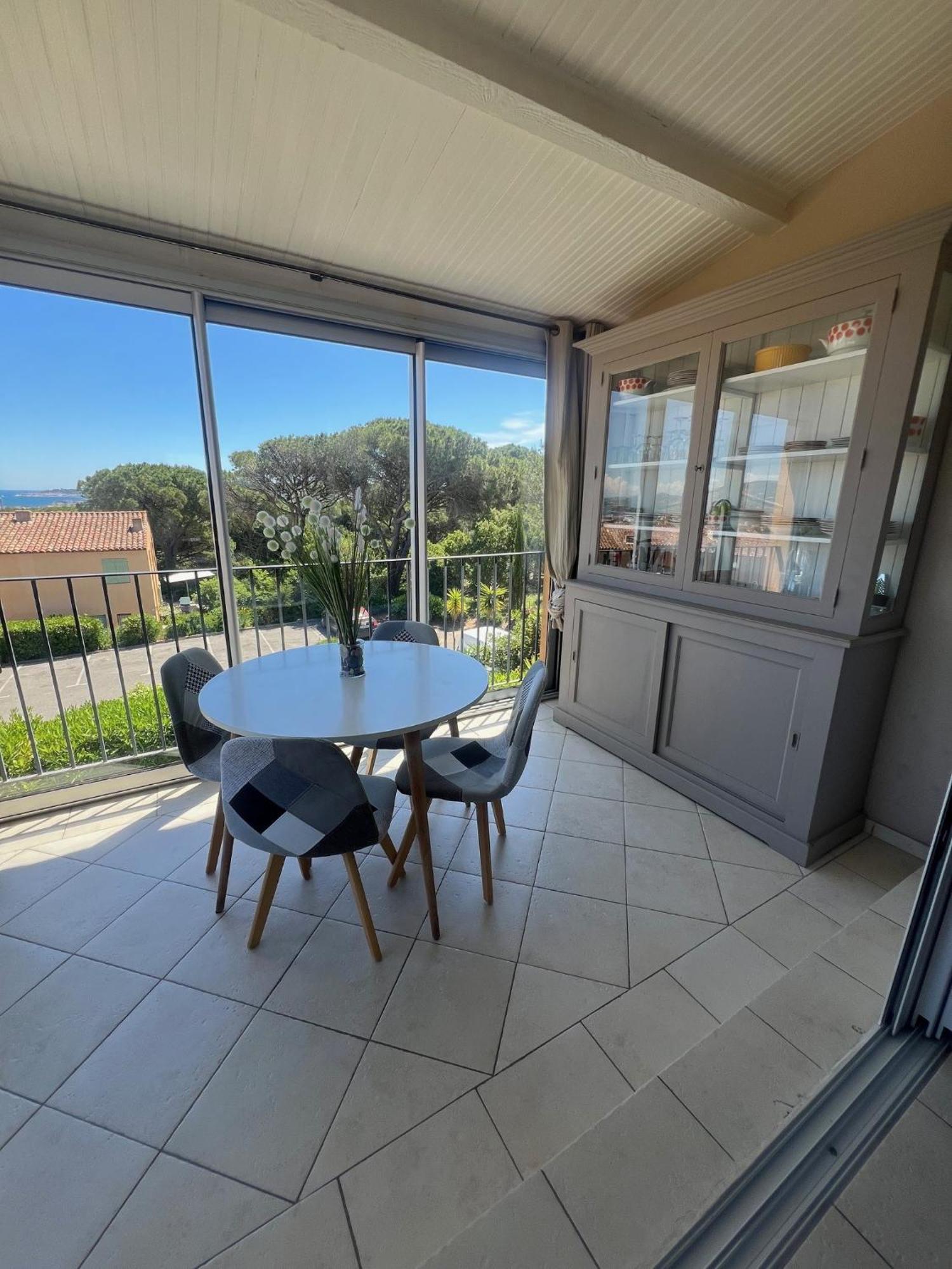Appartement Vue Mer Golfe De Saint-Tropez 코골렝 외부 사진