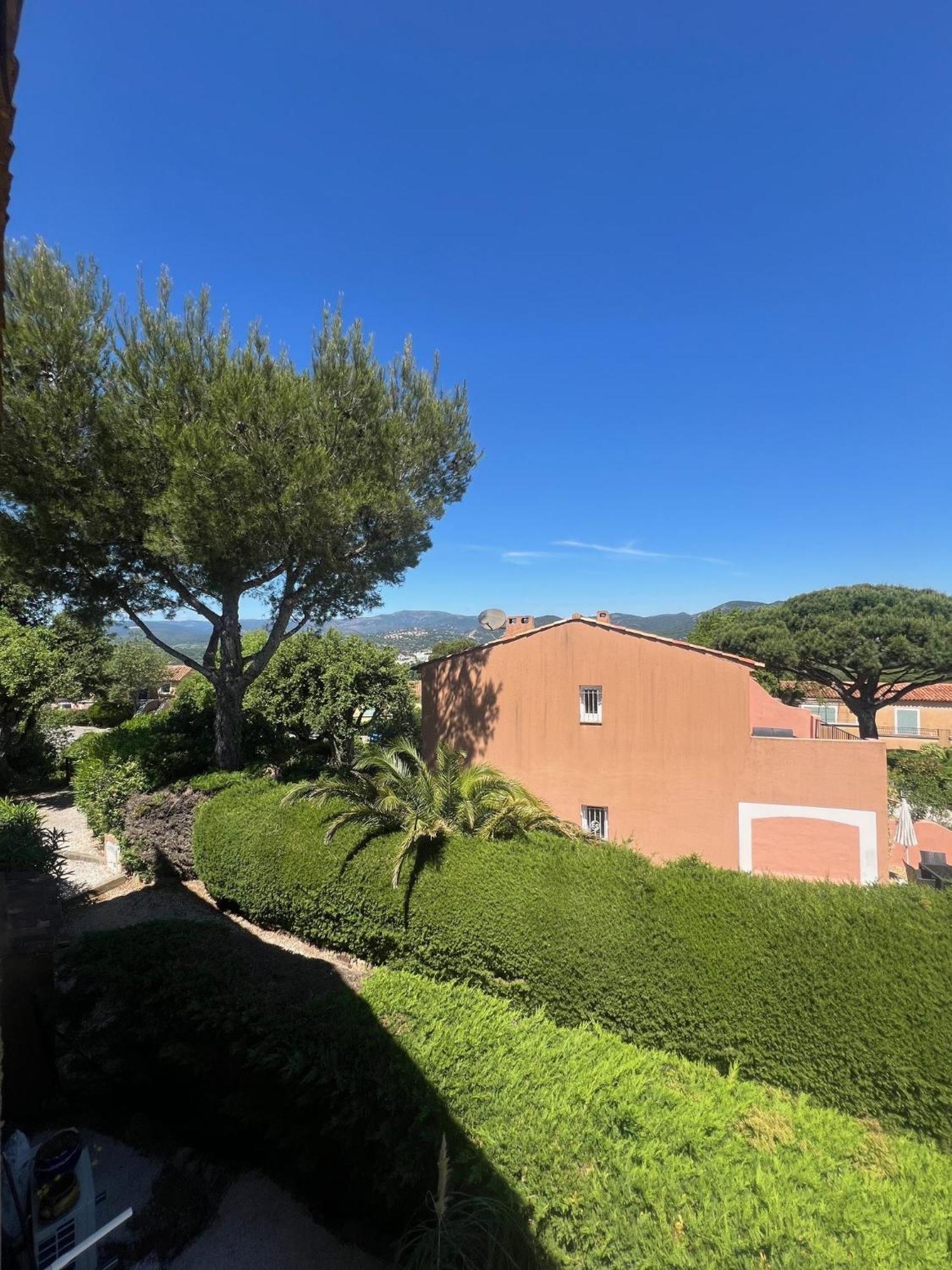 Appartement Vue Mer Golfe De Saint-Tropez 코골렝 외부 사진